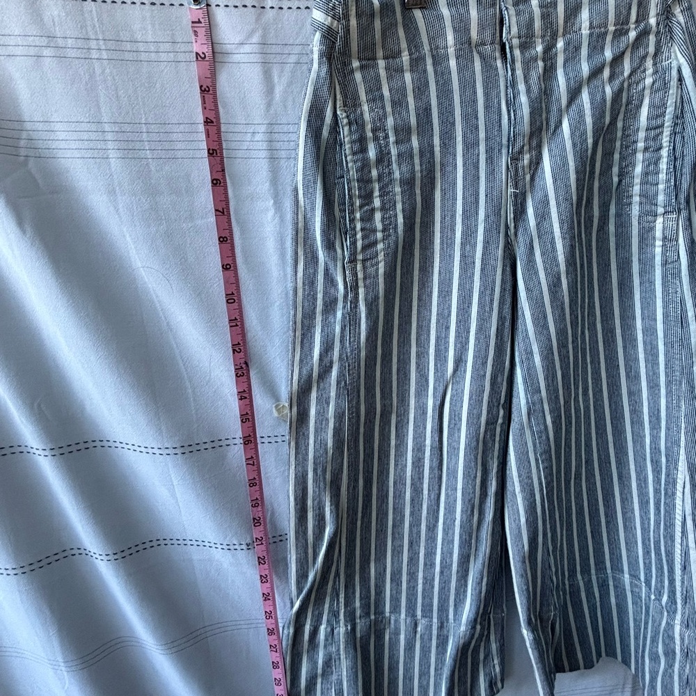 Pilcro Wide-Leg Striped Linen Blend Pants in Gray and White - Picture 7 of 7